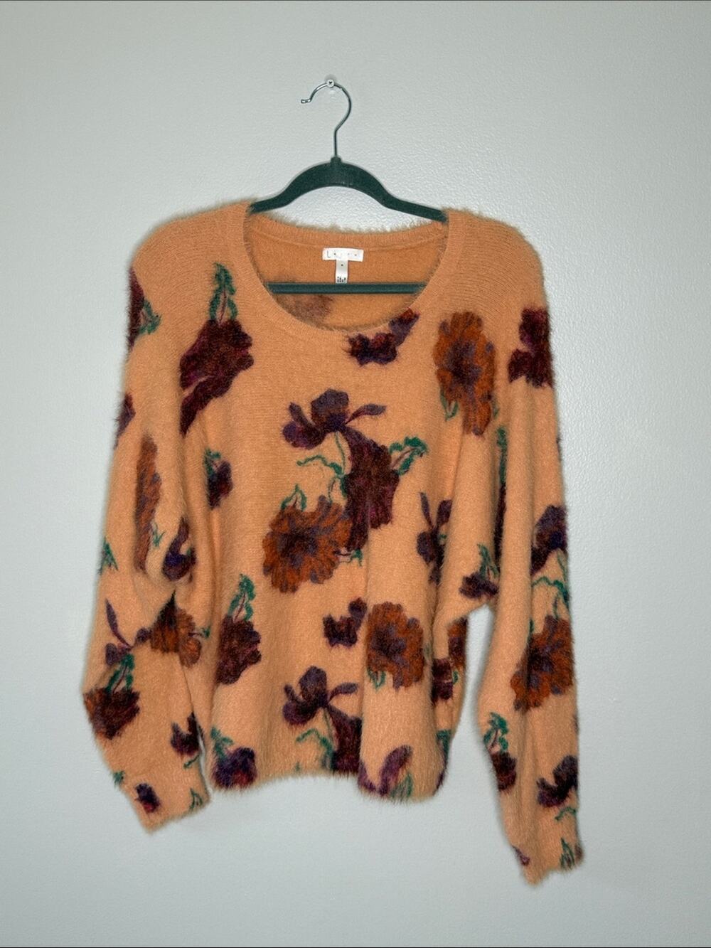 Leith Peach Floral Fuzzy Crewneck Sweater Size Medium